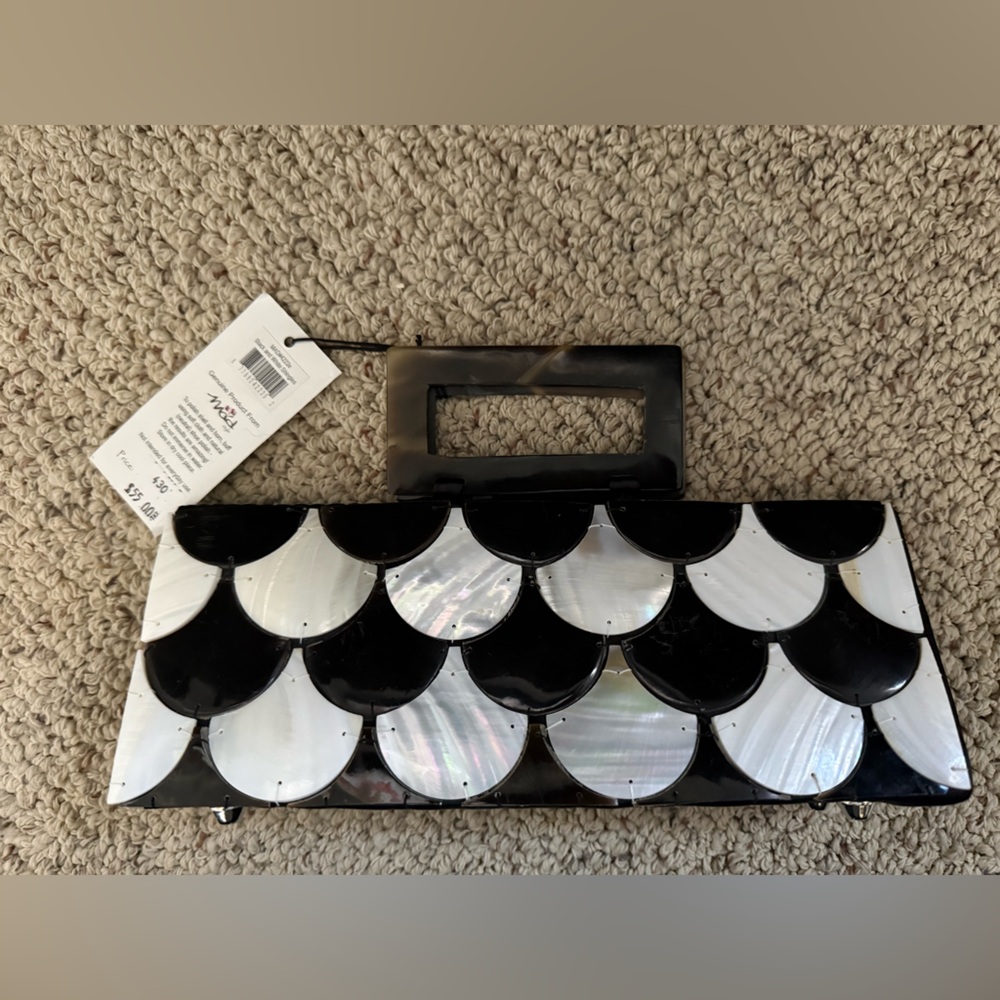 Black and White Clutch with Shell Design